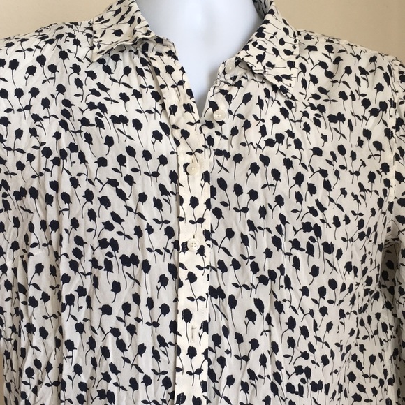 Talbots Size M Print Button 100% Rayon Top - Picture 6 of 6